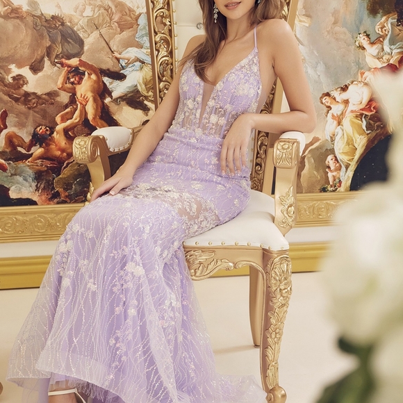 New long purple lilac floral embellished floor length sleeveless lace up open - Picture 5 of 10